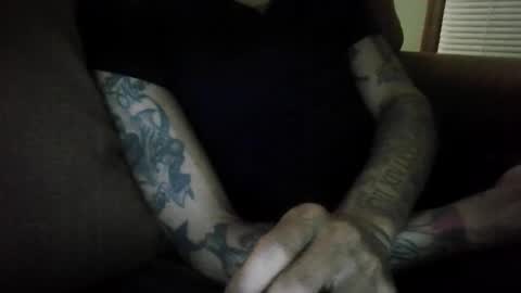 ToxicPipe757 online show from March 1, 11:48 pm