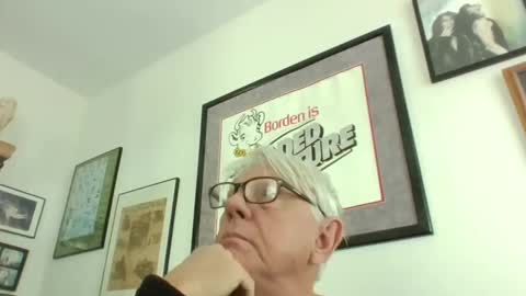 bestshot1951 online show from February 18, 3:43 pm