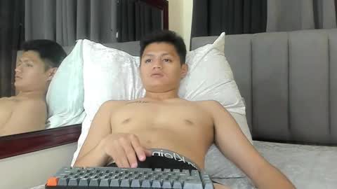 bhillrhey121103 online show from January 8, 4:39 am