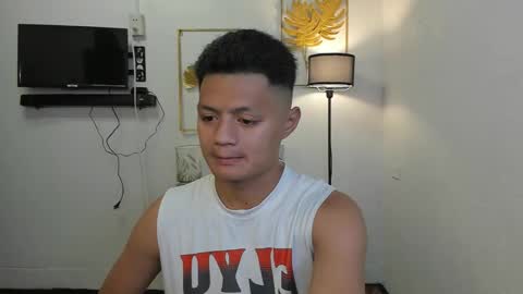 bhillrhey121103 online show from March 8, 5:44 am