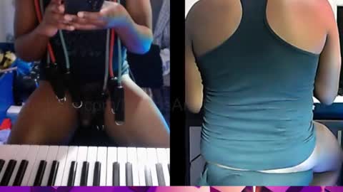 BicepsandFrot online show from December 1, 6:16 am