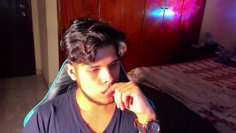 Snapshot of big_cockjughead chatting on October 22, 12:02 am Logan Sprouse online show from October 22, 12:02 am