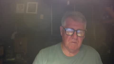 bigbeerdrinker online show from April 28, 4:06 am