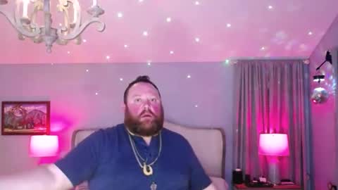 Snapshot of bigboi1o11 chatting on September 25, 7:29 am Bigboi1o11 online show from September 25, 7:29 am