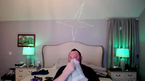 Snapshot of bigboi1o11 chatting on March 11, 7:58 am Bigboi1o11 online show from March 11, 7:58 am