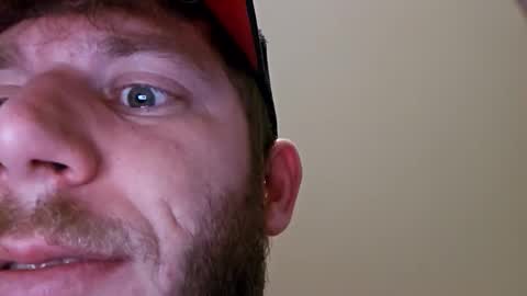 Snapshot of bigcaramel18 chatting on October 26, 11:45 am bigcaramel18 online show from October 26, 11:45 am