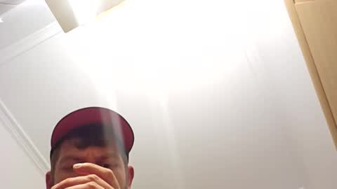 Snapshot of bigcaramel18 chatting on October 18, 1:54 am bigcaramel18 online show from October 18, 1:54 am