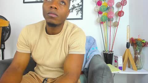 sexy muscle online show from January 20, 3:15 am