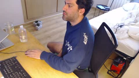 bigcok35spain online show from April 2, 8:33 am