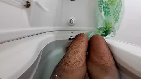 Snapshot of bigcumcanada chatting on October 30, 7:37 pm bg online show from October 30, 7:37 pm