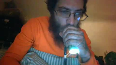 Snapshot of bigdaddy1231995 chatting on December 4, 12:14 pm BigDaddykodack online show from December 4, 12:14 pm