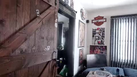 Darryl online show from February 4, 7:55 pm