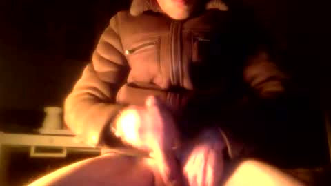 bigdickdangles472924 online show from March 4, 8:27 pm