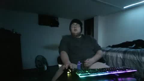 bigdog_187 online show from December 27, 8:35 am