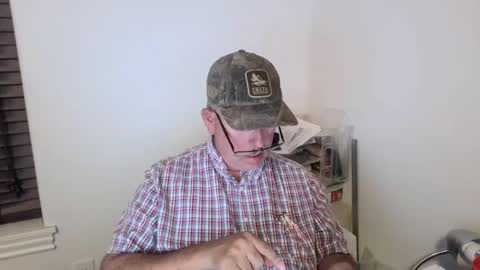 Snapshot of bigdylan17 chatting on October 7, 2:04 am Dylan 56 Taleah 53 online show from October 7, 2:04 am