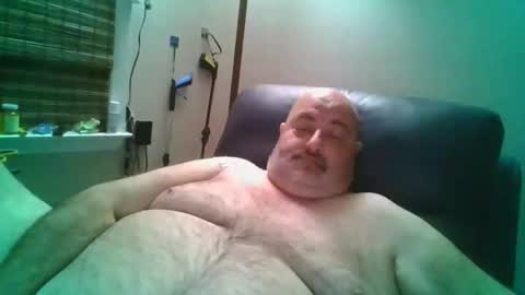 bigfuzzyteddybear online show from September 12, 3:17 am