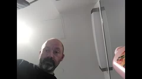 Snapshot of bigg_daddi_d chatting on September 29, 6:34 am bigg daddi hungd online show from September 29, 6:34 am