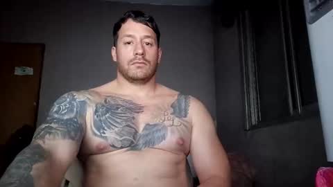 biggeboyy online show from April 8, 5:08 am