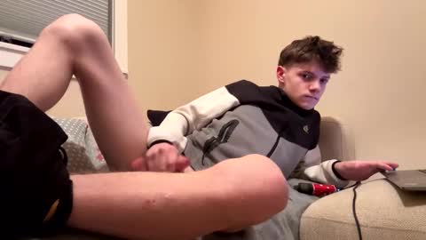 bighungman420 online show from March 5, 5:03 am