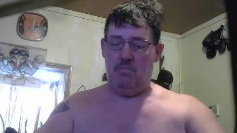 bigjohn41000 online show from May 27, 8:39 pm