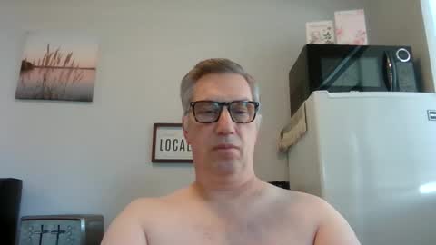 Bignhard696 online show from December 4, 9:35 pm