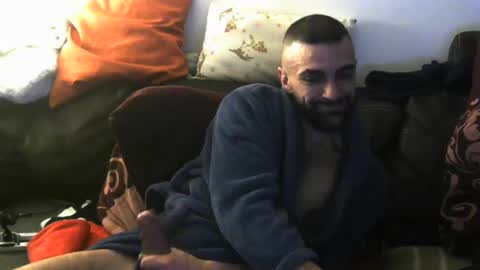 Snapshot of bigreallover chatting on January 9, 1:29 am ...... online show from January 9, 1:29 am