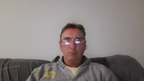 bigschlong330 online show from March 8, 12:09 pm