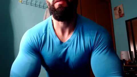 Snapshot of bigstallone chatting on January 15, 11:51 pm BigStallion online show from January 15, 11:51 pm