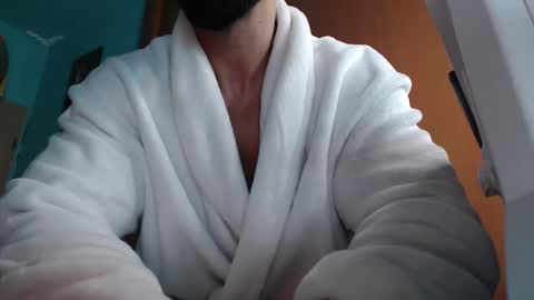 Snapshot of bigstallone chatting on September 29, 11:00 pm BigStallion online show from September 29, 11:00 pm