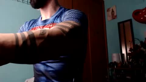 Snapshot of bigstallone chatting on January 14, 11:58 pm BigStallion online show from January 14, 11:58 pm