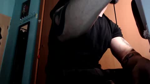 Snapshot of bigstallone chatting on March 7, 11:47 pm BigStallion online show from March 7, 11:47 pm