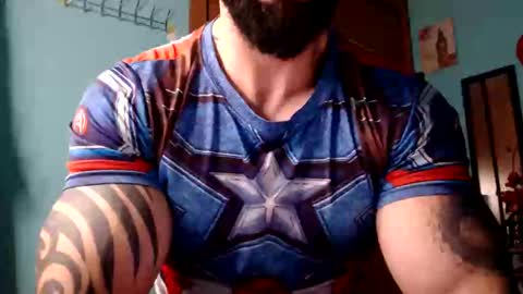 Snapshot of bigstallone chatting on February 19, 12:14 am BigStallion online show from February 19, 12:14 am