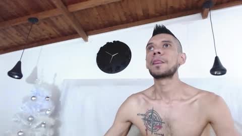 andres online show from January 4, 8:06 am