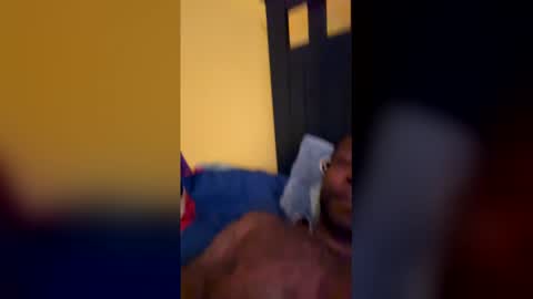 Two online show from March 18, 9:40 pm