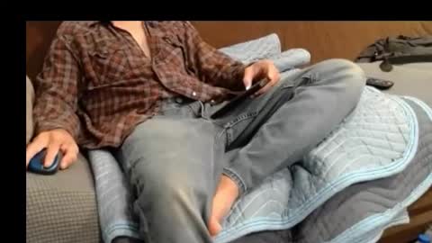 bimalefor4youtouse online show from November 18, 4:05 am