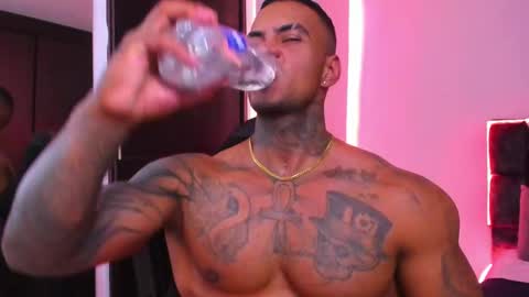 dariux john online show from September 10, 9:24 pm