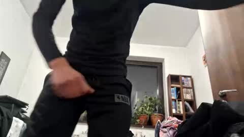 Snapshot of bisexdadd chatting on December 22, 1:45 am bisexdadd online show from December 22, 1:45 am