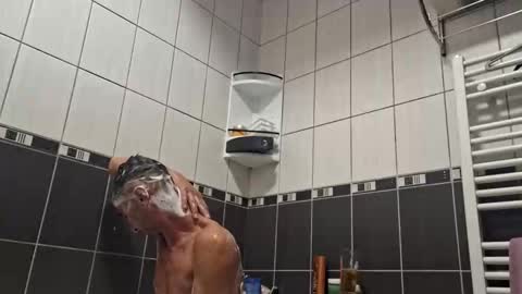 Snapshot of bisexdadd chatting on October 5, 4:44 pm bisexdadd online show from October 5, 4:44 pm