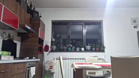 Snapshot of bisexdadd chatting on February 9, 3:32 am bisexdadd online show from February 9, 3:32 am