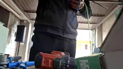 Snapshot of bisexdadd chatting on October 18, 9:36 am bisexdadd online show from October 18, 9:36 am