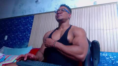 duglas online show from February 25, 6:42 pm