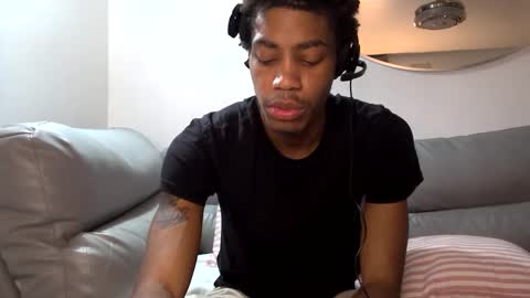 BlackBullTitus online show from October 10, 10:46 pm