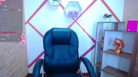 blakelovee online show from October 31, 7:06 pm