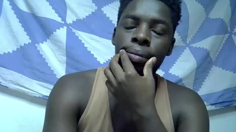 Snapshot of blesse_mixed chatting on October 19, 2:42 pm Black  brown online show from October 19, 2:42 pm
