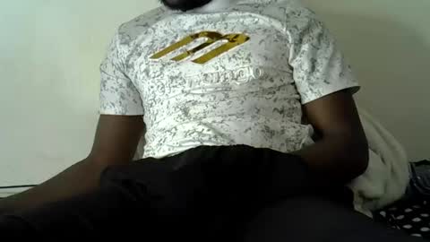 Snapshot of blesse_mixed chatting on October 12, 9:47 am Black  brown online show from October 12, 9:47 am