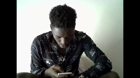 Snapshot of blesse_mixed chatting on September 30, 7:57 am Black  brown online show from September 30, 7:57 am