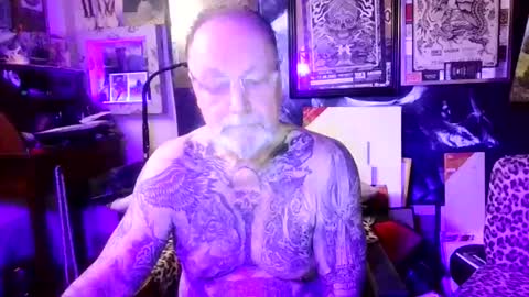 blindsurfer780299 online show from February 24, 6:14 am