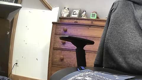 blu_6 online show from January 26, 1:47 pm