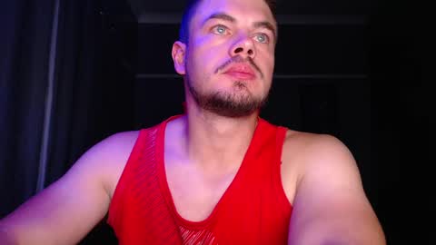 blueeyeboy0 online show from December 5, 8:02 pm