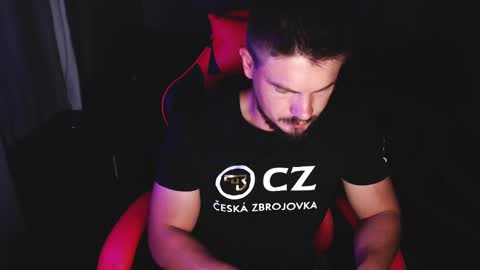 blueeyeboy0 online show from December 3, 7:33 pm